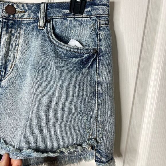 NWT O’Neill High Rise Marina Cutoff Frayed Hem Jean Shorts - 28 - Picture 6 of 10